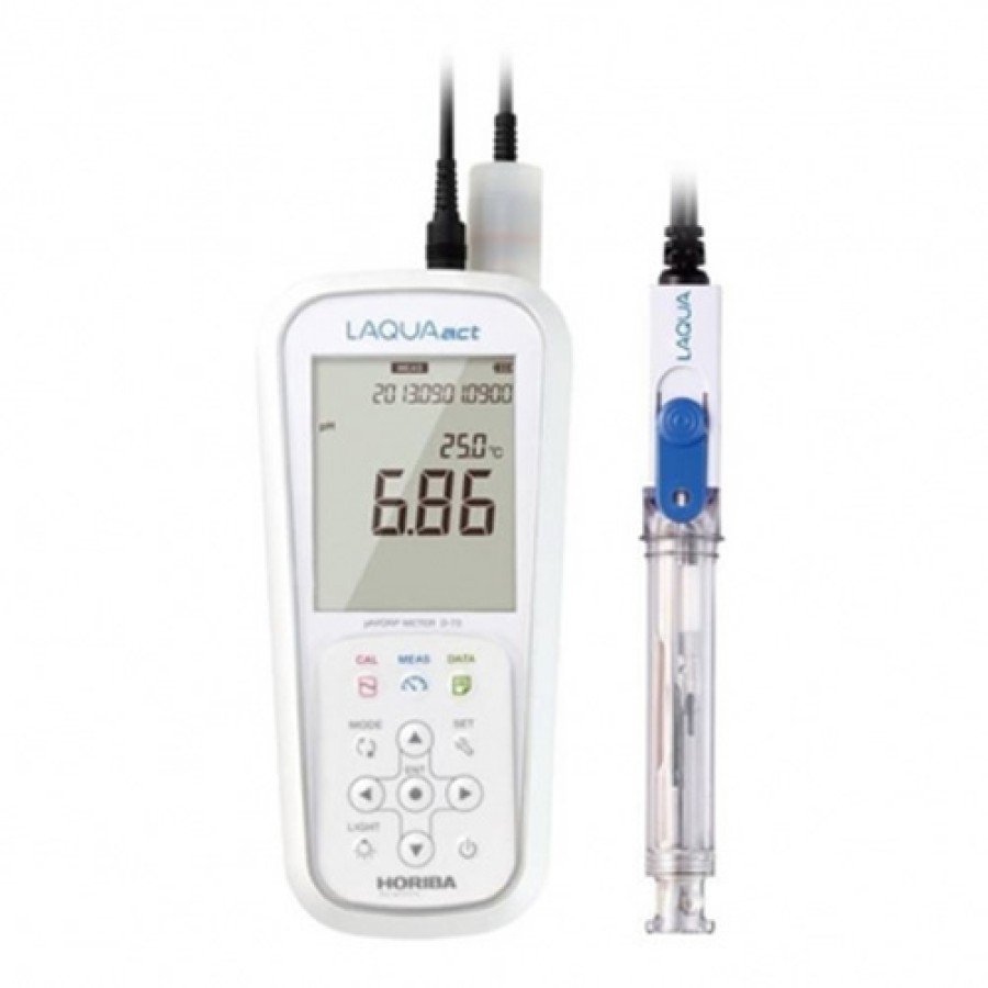 Horiba LAQUAact D-71 Portable pH/Temperature Meter